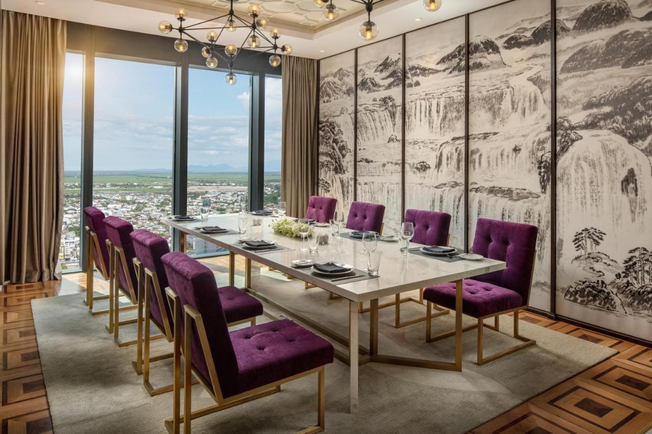 Melia Vinpearl 5* Хюэ